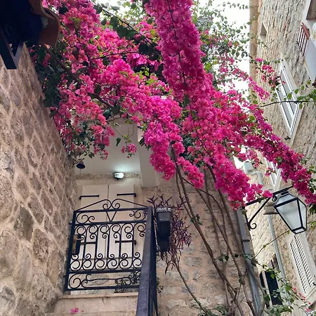 Budva City De Lux Exterior photo