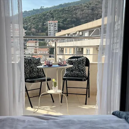Budva City De Lux Exterior photo